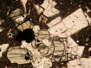 Asama Volcano, 20041011 volcanic clast